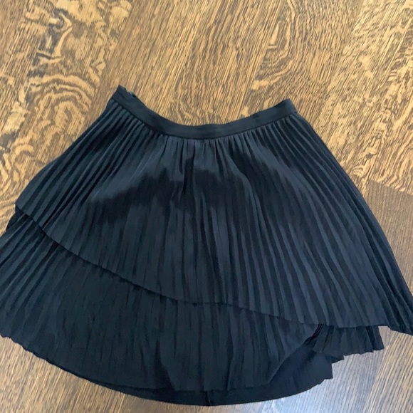 wilfred bethuné pleated skirt - Picture 2 of 4
